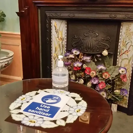 Hotel Grosvenor Gardens 4*