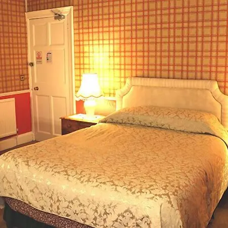 Grosvenor Gardens Hotel