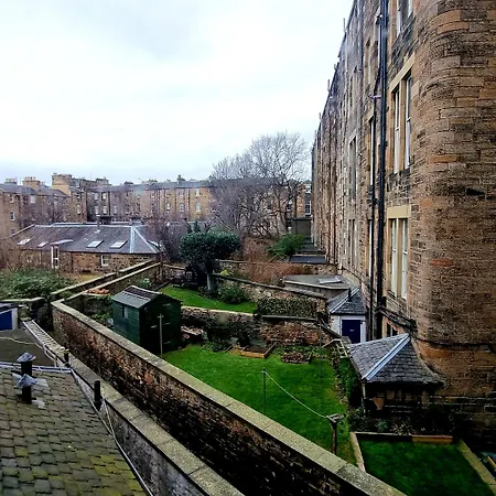 The Guards 3* Edinburgh