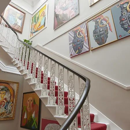 24 Royal Terrace 4* Edinburg