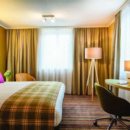 Отель Leonardo Haymarket 4*