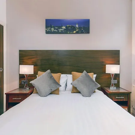 Stewart By Heeton Concept - 4*