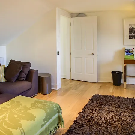 Hotel Clarendon Luxury 4*