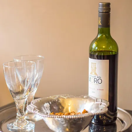 Six Brunton Place Bed & Breakfast Edinburgh
