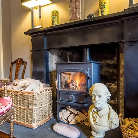 Six Brunton Place Bed & Breakfast Edinburgh