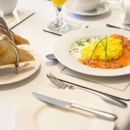 Bed and breakfast Six Brunton Place