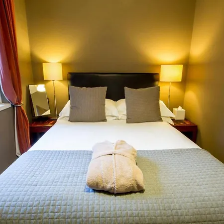 Six Brunton Place Bed & Breakfast Edinburgh