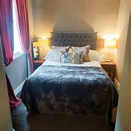 Bed & Breakfast Six Brunton Place Edinburgh
