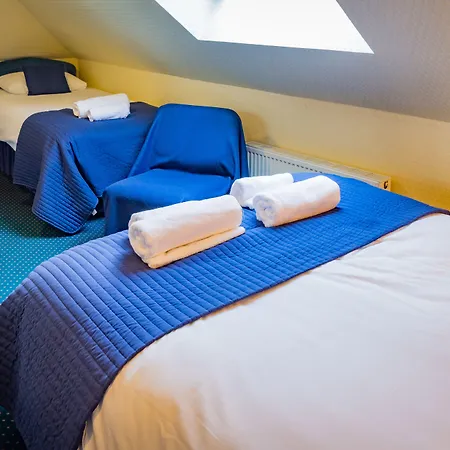 Strathallan Guest house Edinburgh