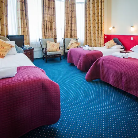 Strathallan 3* Edinburgh