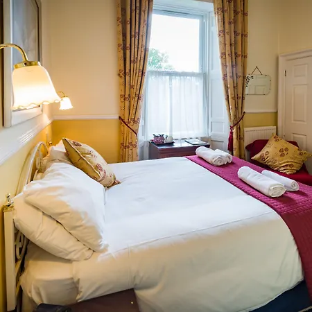 Strathallan Guest house