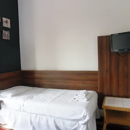 בית הארחה Blossom 3*