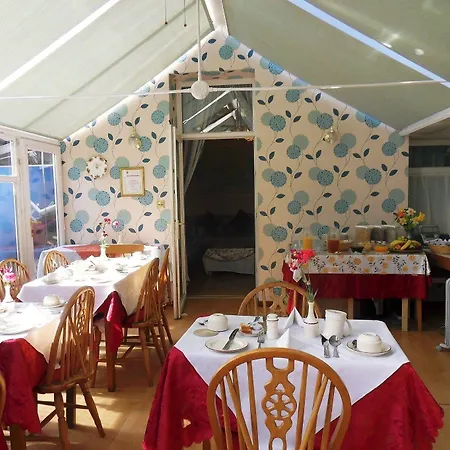 בית הארחה Blossom