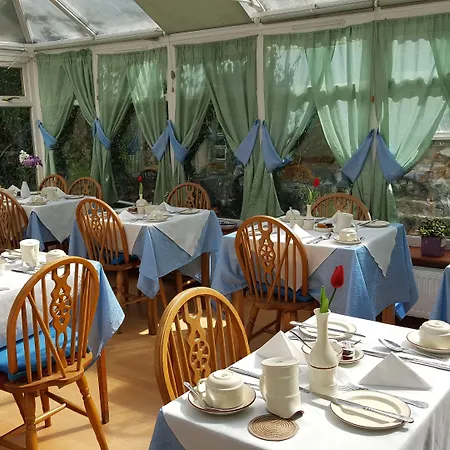 Blossom בית הארחה 3*