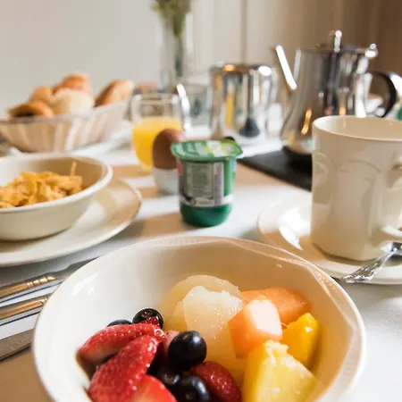 Sherwood Гостевой дом 4*