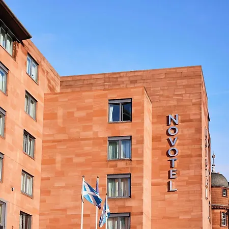 Novotel Centre Hotel 4*