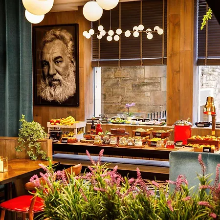 Ibis Styles St Andrew Square Hotel 3*