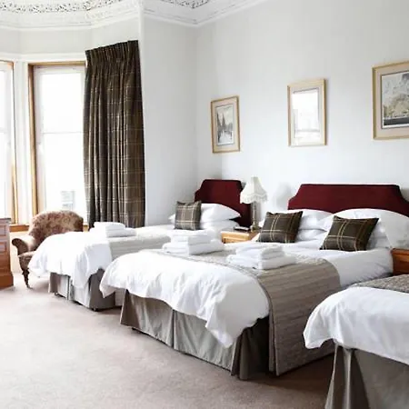 Abbotsford Pensión 3*