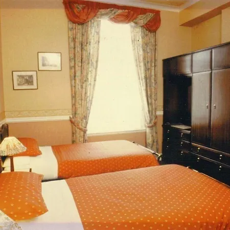 Murrayfield Park 3* Edinburgh