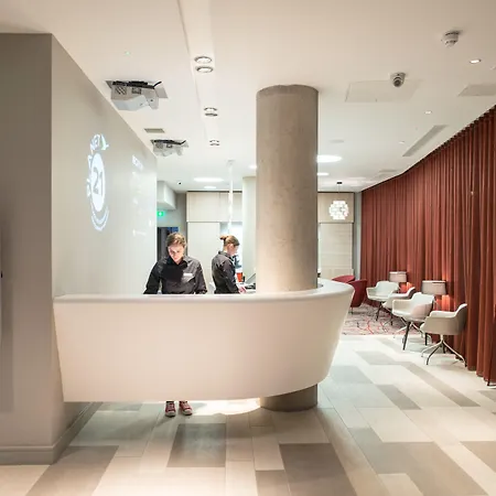 Отель Ibis Centre South Bridge - Royal Mile