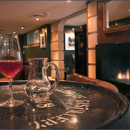 Du Vin 4* Эдинбург