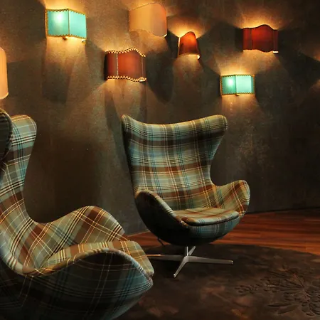 One Edinburgh-princes 3*