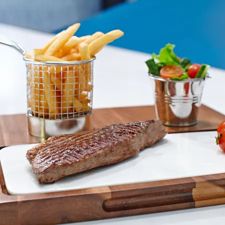 Ibis Styles St Andrew Square 酒店 3*