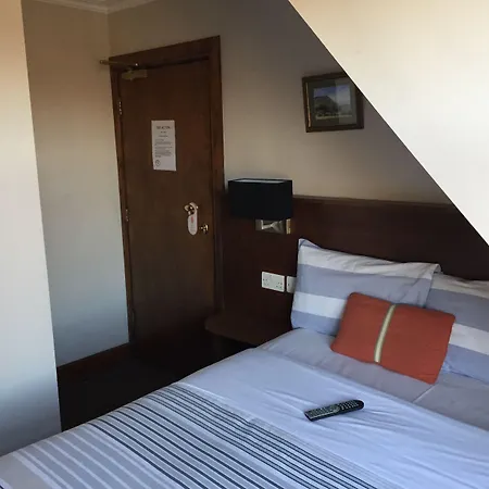 Pensjonat Cambridge House 3*