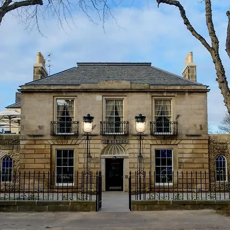 The Raeburn Hotell
