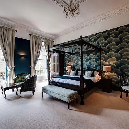 No11 Boutique & Brasserie Edinburgh
