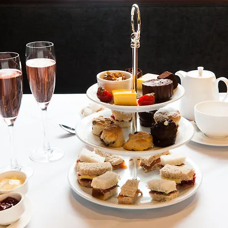 No11 Boutique & Brasserie Edinburgh