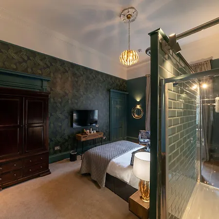 No11 Boutique & Brasserie 4*