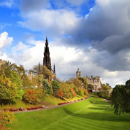 아파트 3 Bed In 79008