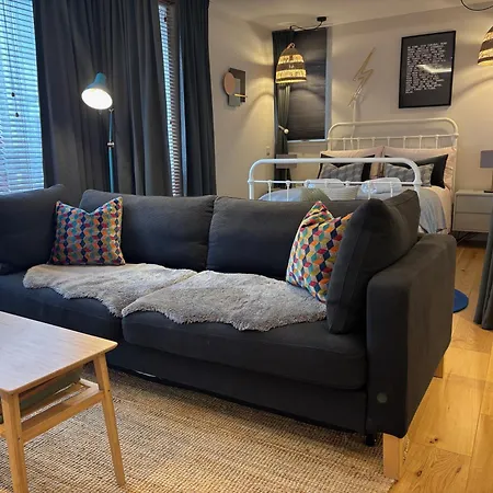 아파트 Heavenly Pad Retreat 300m To With Fast Links To Centre *