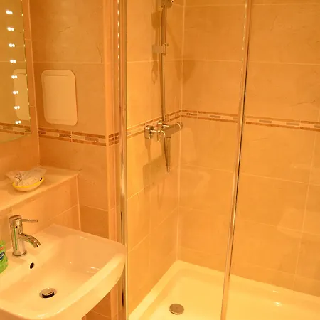 Ξενοδοχείο με διαμερίσματα Edinburgh City Suites