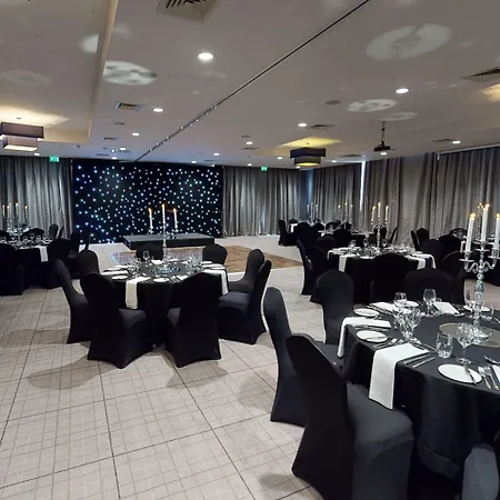 Village Hotel 4*