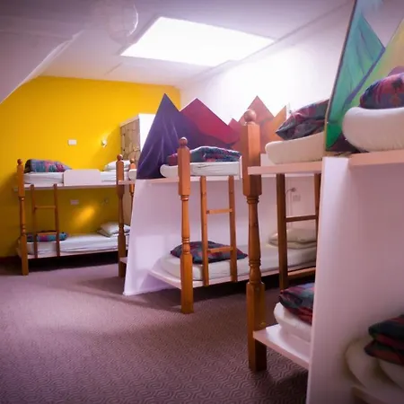 Castle Rock - Adults Only Hostel *