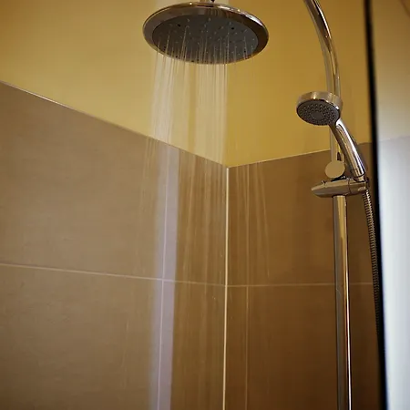 28 York Place 3* إدنبرة