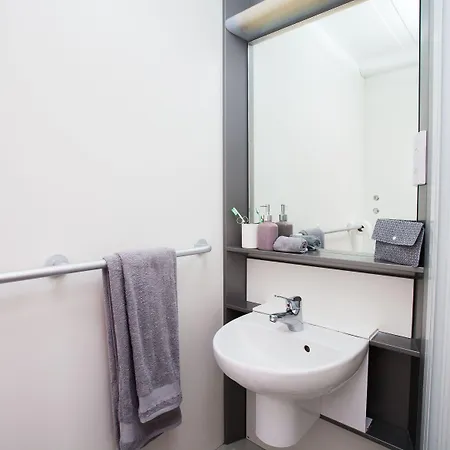 Unite Students - Chalmers Street - The Meadows Aparthotel