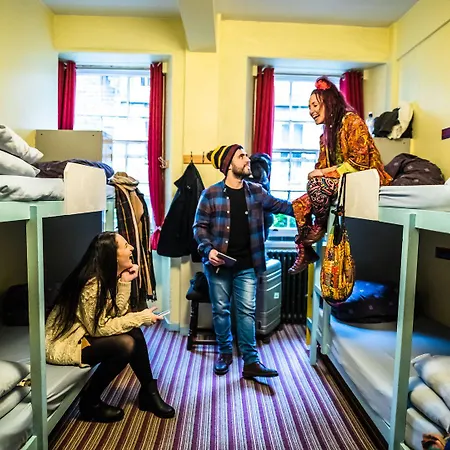 High Street - Over 18s Only, Backpackers Atmosphere (adults Only) Hostel Edinburgh