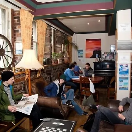 High Street - Over 18s Only, Backpackers Atmosphere (adults Only)