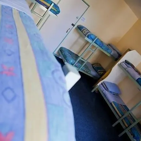 High Street - Over 18s Only, Backpackers Atmosphere (adults Only) *