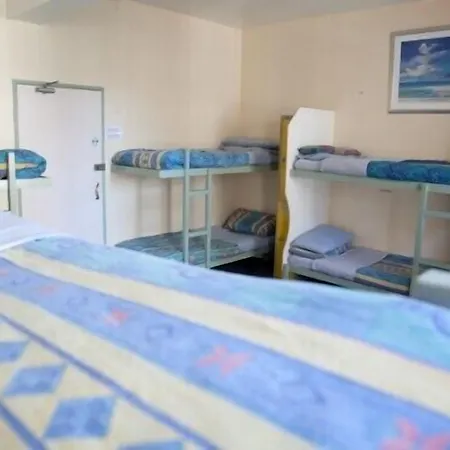 Vandrarhem High Street - Over 18s Only, Backpackers Atmosphere (adults Only) *