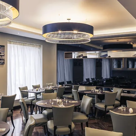 ホテル メルキュール エジンバラ ヘイマーケット エディンバラ