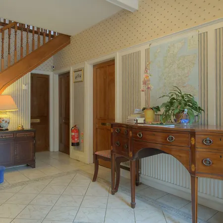 Casa de hóspedes Acer 4*