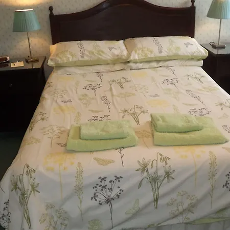 Acer Guest house Edinburgh