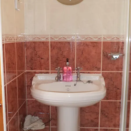 Acer Guest house Edinburgh