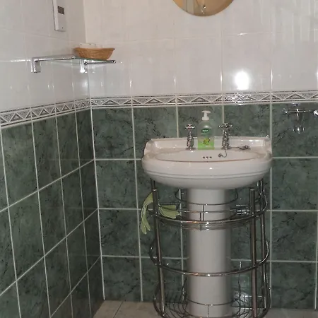 Acer Guest house Edinburgh