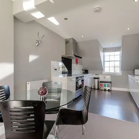 Destiny Scotland - Q-residence