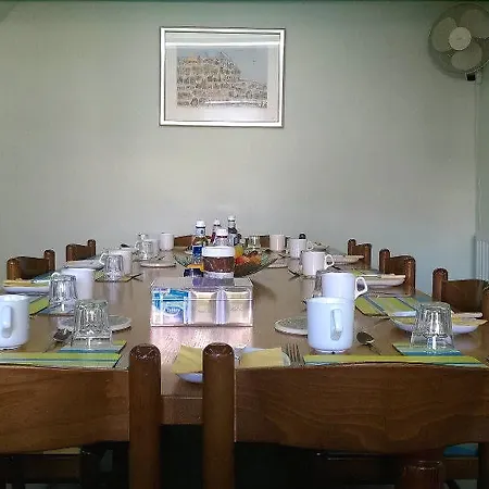 Hotell Pillars House 3*